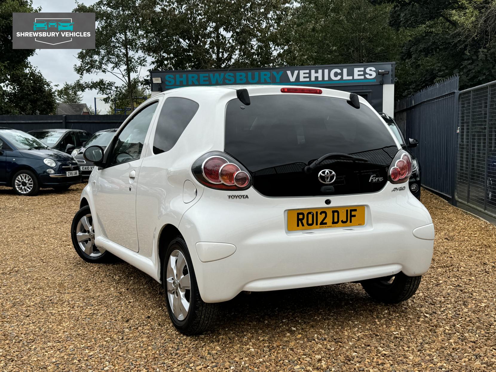 Toyota AYGO 1.0 VVT-i Fire Hatchback 3dr Petrol Manual Euro 5 (67 ps)