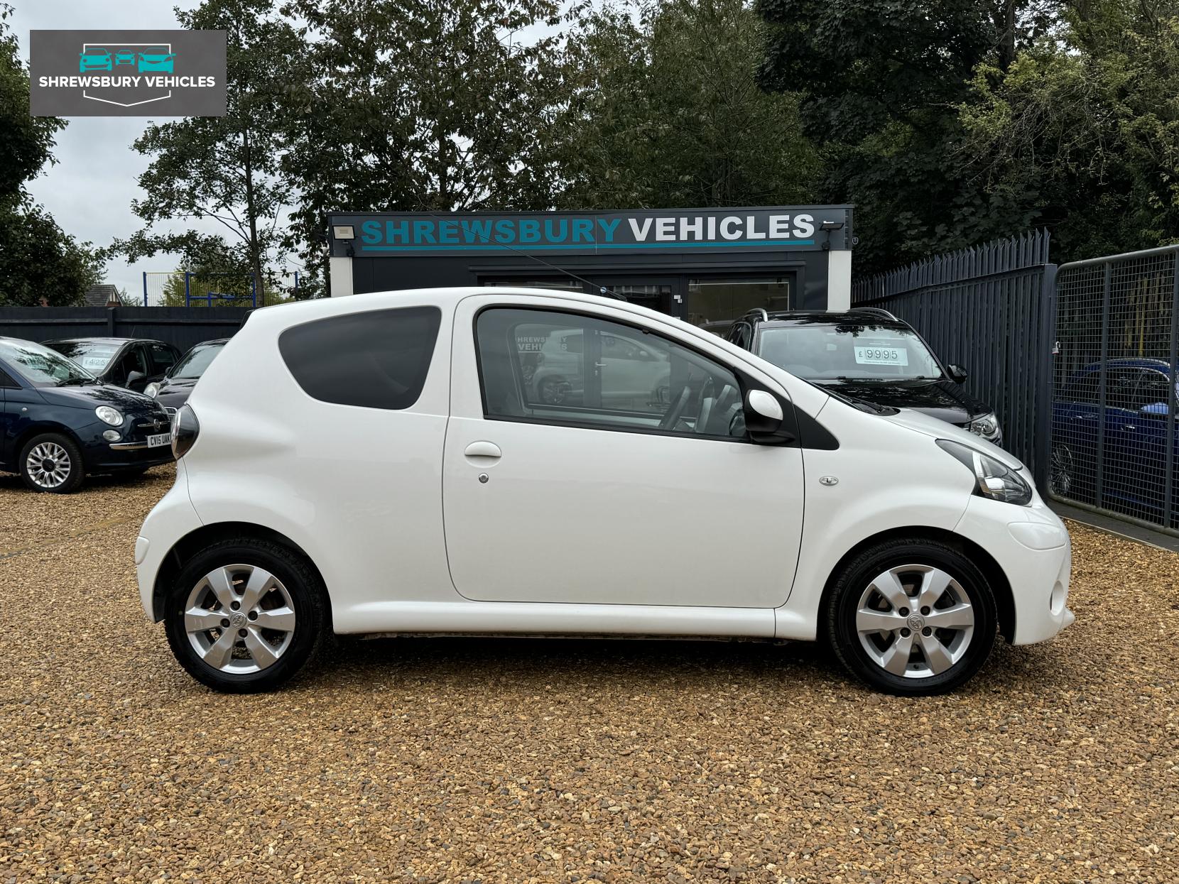 Toyota AYGO 1.0 VVT-i Fire Hatchback 3dr Petrol Manual Euro 5 (67 ps)