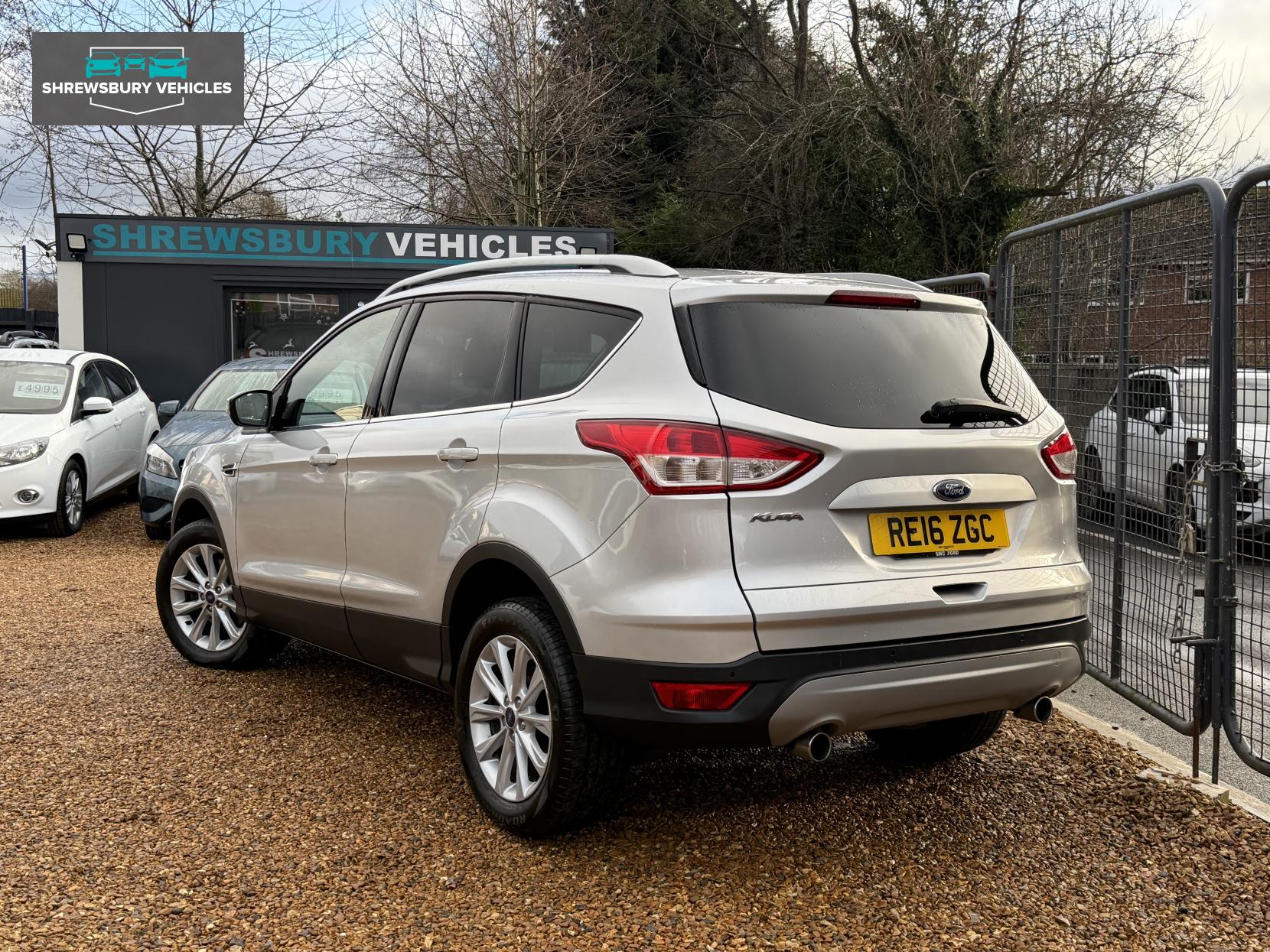 Ford Kuga 2.0 TDCi Titanium SUV 5dr Diesel Manual 2WD Euro 6 (s/s) (150 ps)