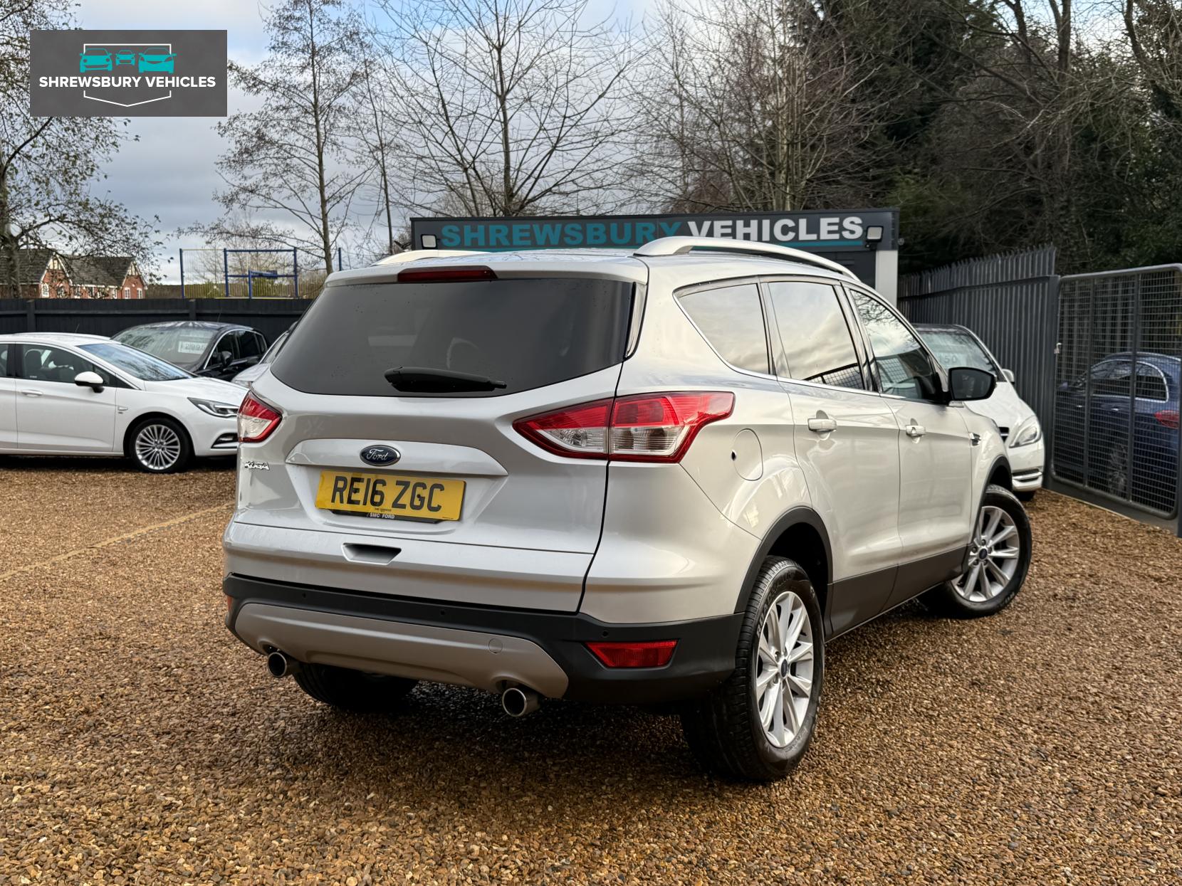 Ford Kuga 2.0 TDCi Titanium SUV 5dr Diesel Manual 2WD Euro 6 (s/s) (150 ps)