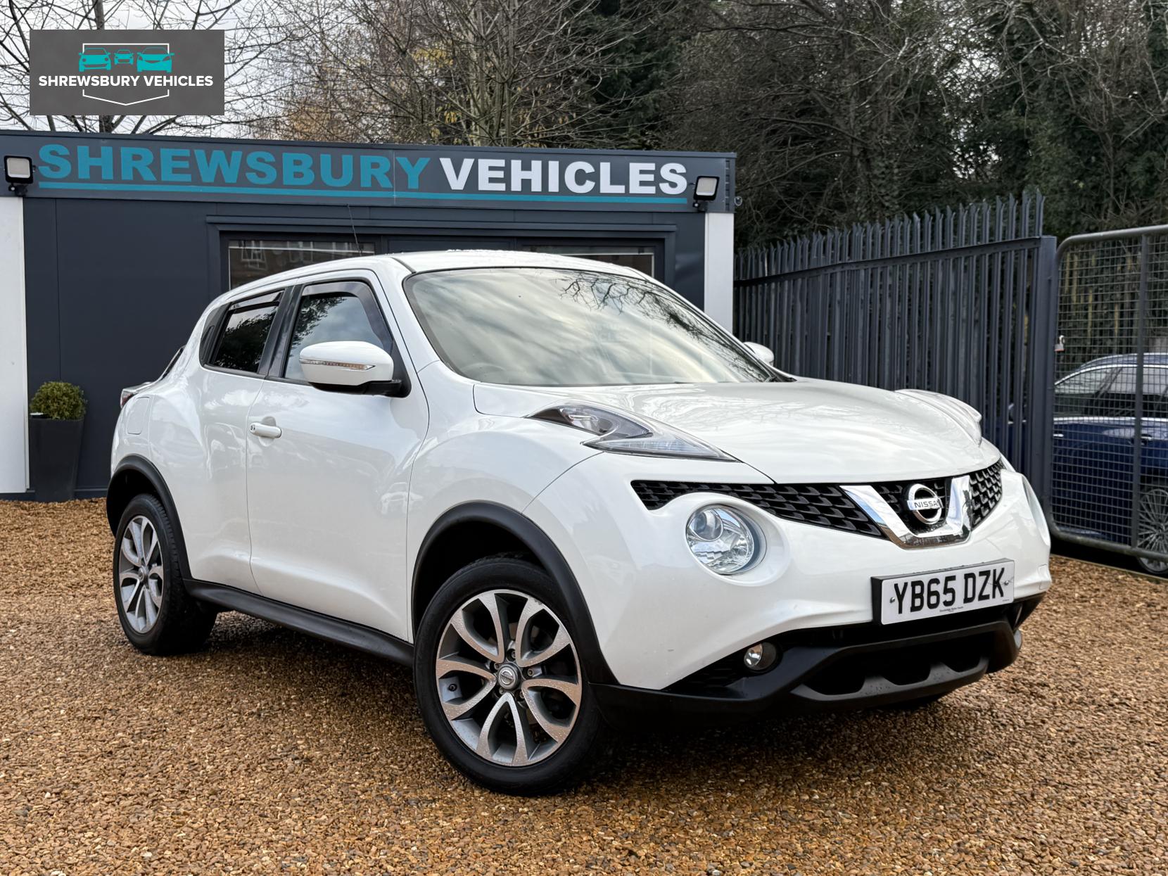 Nissan Juke 1.2 DIG-T N-Connecta SUV 5dr Petrol Manual Euro 6 (s/s) (115 ps)