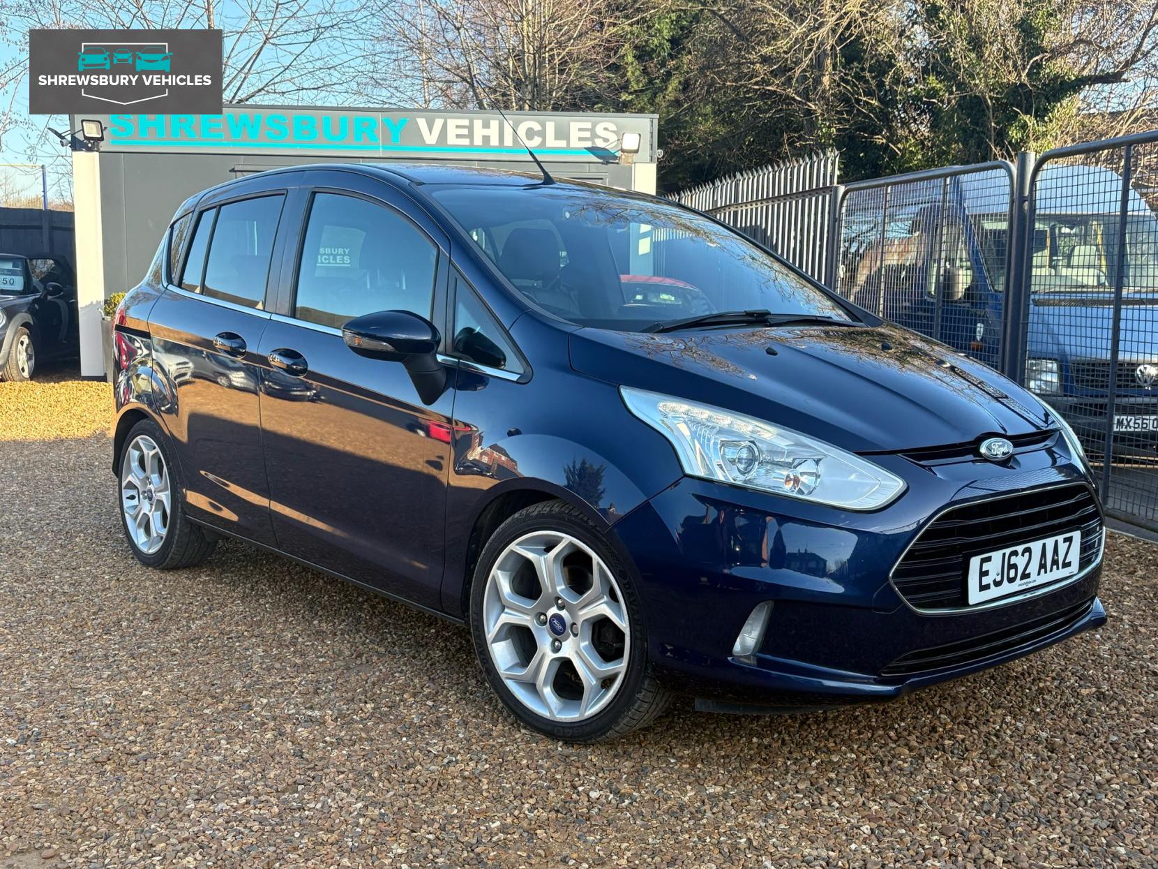 Ford B-Max 1.6 TDCi Titanium MPV 5dr Diesel Manual Euro 5 (95 ps)