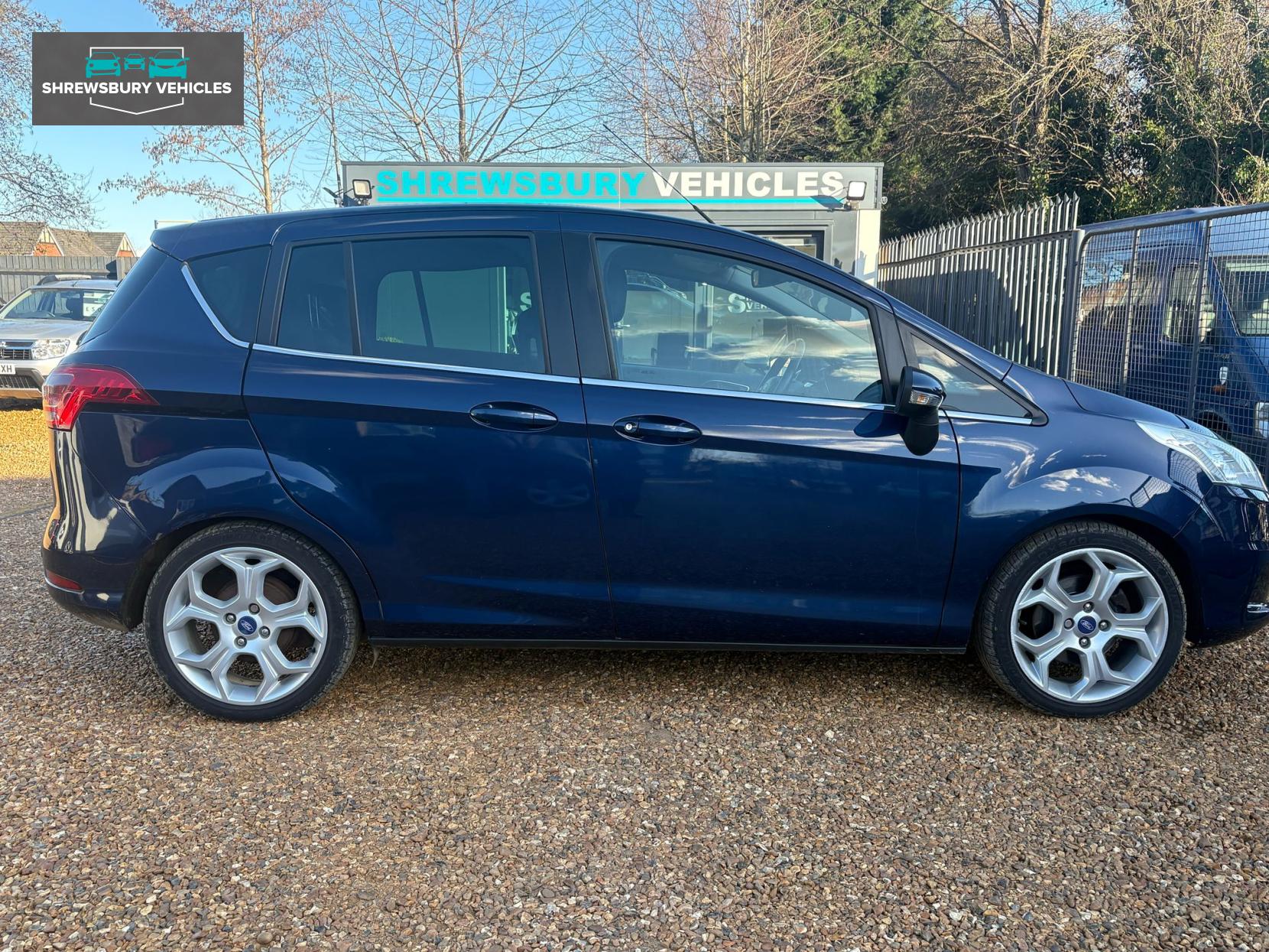 Ford B-Max 1.6 TDCi Titanium MPV 5dr Diesel Manual Euro 5 (95 ps)