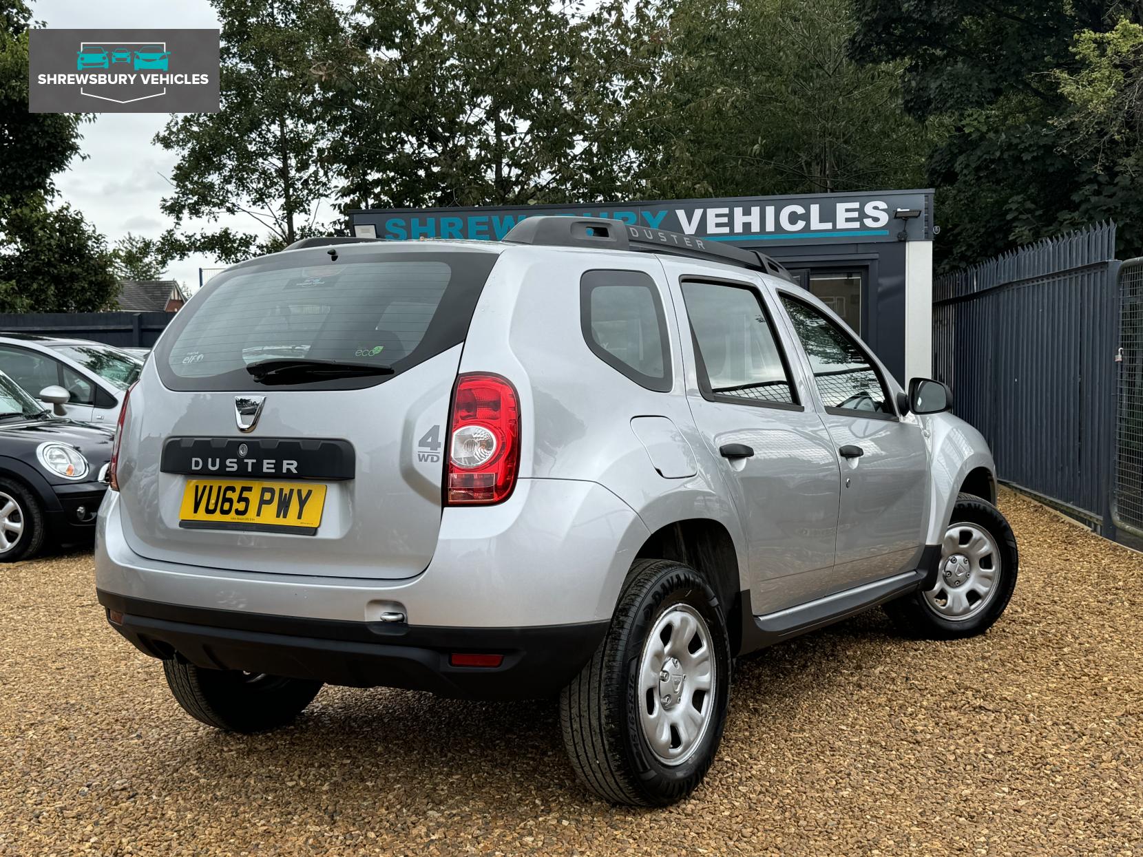 Dacia Duster 1.5 dCi Ambiance SUV 5dr Diesel Manual 4WD Euro 6 (s/s) (110 ps)