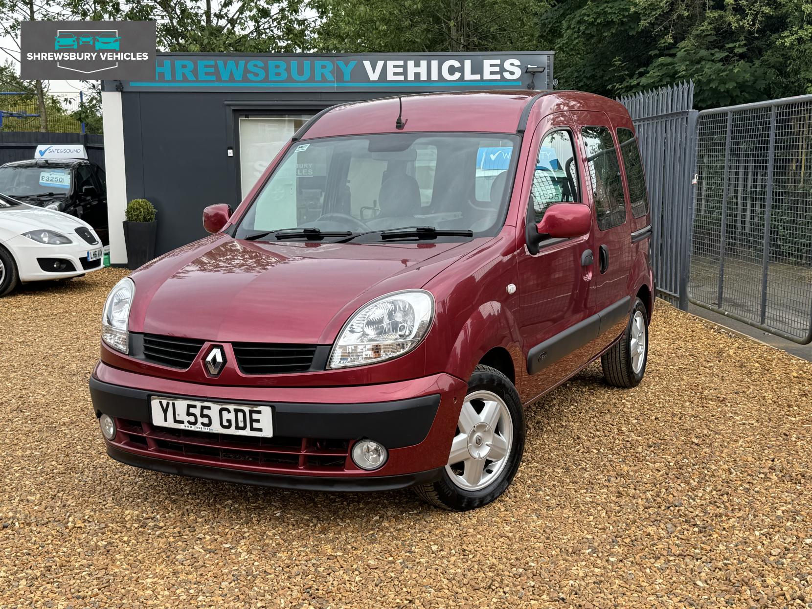 Renault Kangoo 1.6 16v Expression MPV 5dr Petrol Automatic (190 g/km, 95 bhp)