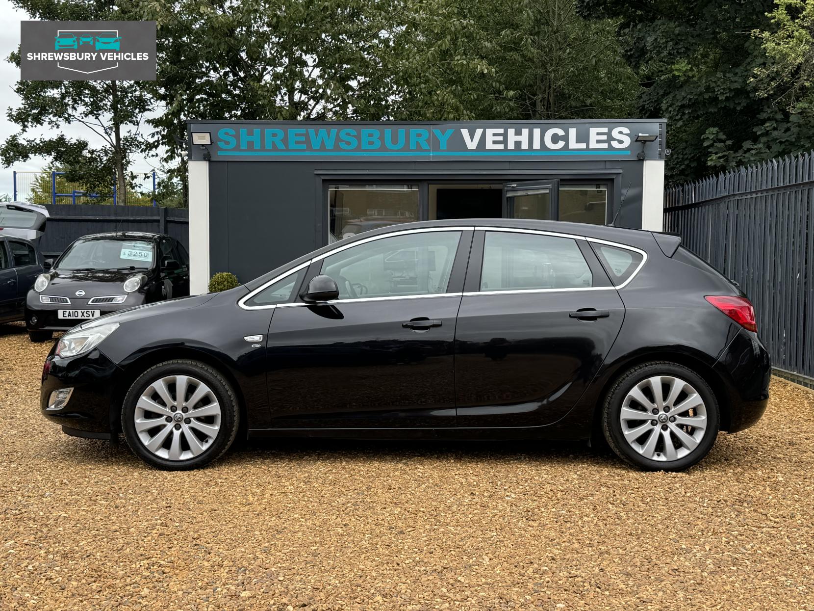 Vauxhall Astra 1.6 16v Elite Hatchback 5dr Petrol Manual Euro 5 (115 ps)