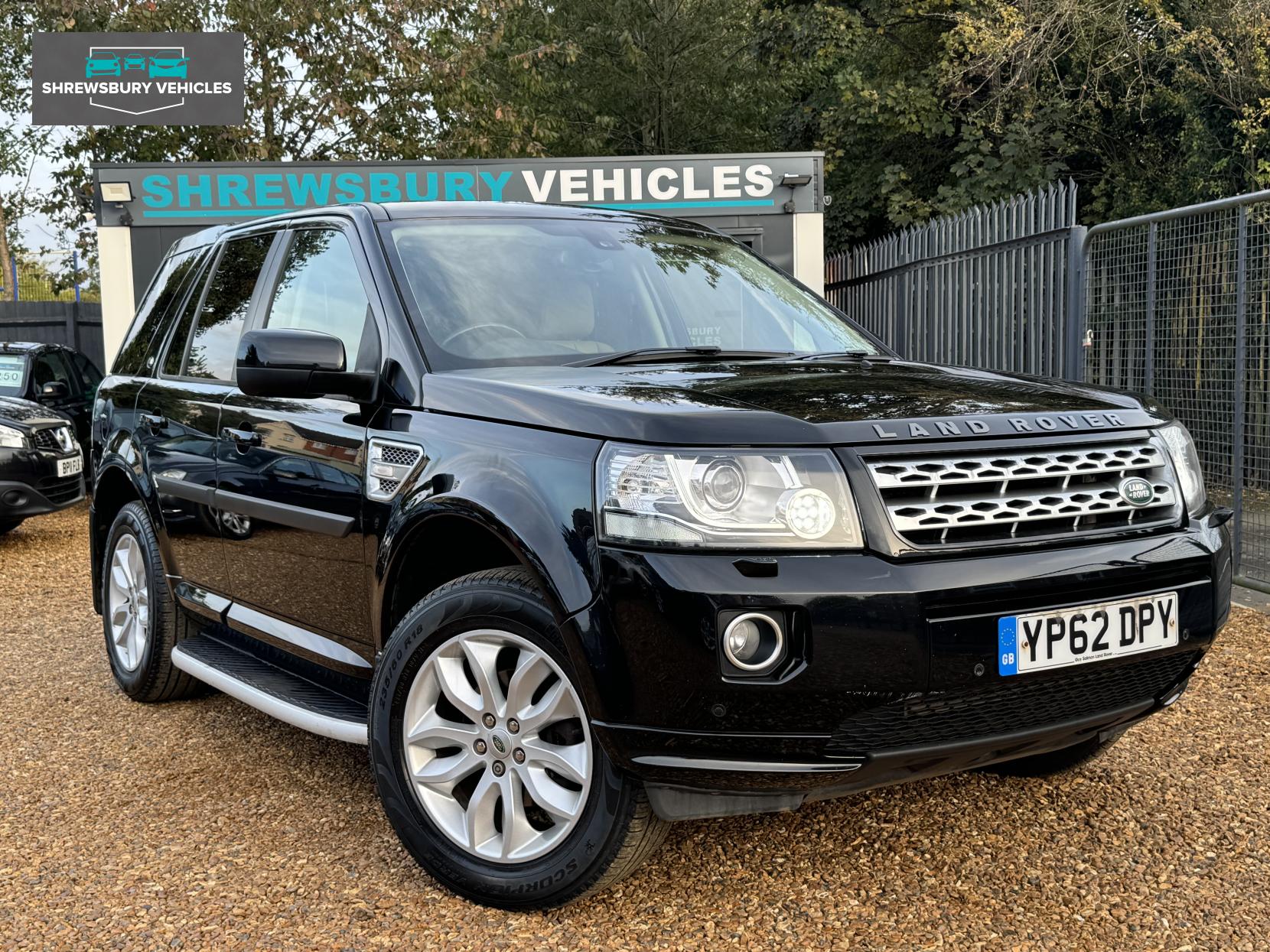 Land Rover Freelander 2 2.2 SD4 HSE SUV 5dr Diesel CommandShift 4WD Euro 5 (190 ps)