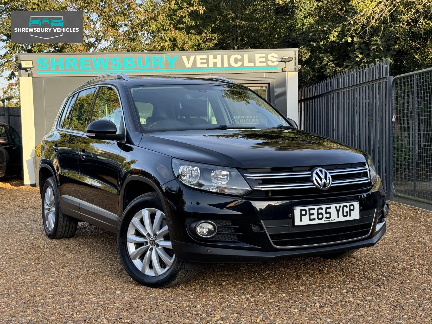 Volkswagen Tiguan 2.0 TDI BlueMotion Tech Match SUV 5dr Diesel Manual 4WD Euro 6 (s/s) (150 ps)