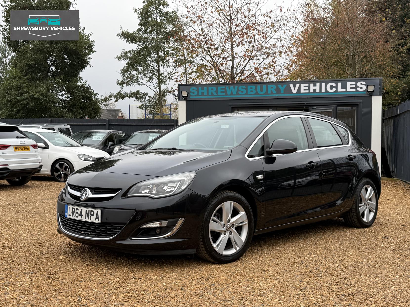 Vauxhall Astra 2.0 CDTi SRi Hatchback 5dr Diesel Auto Euro 5 (165 ps)