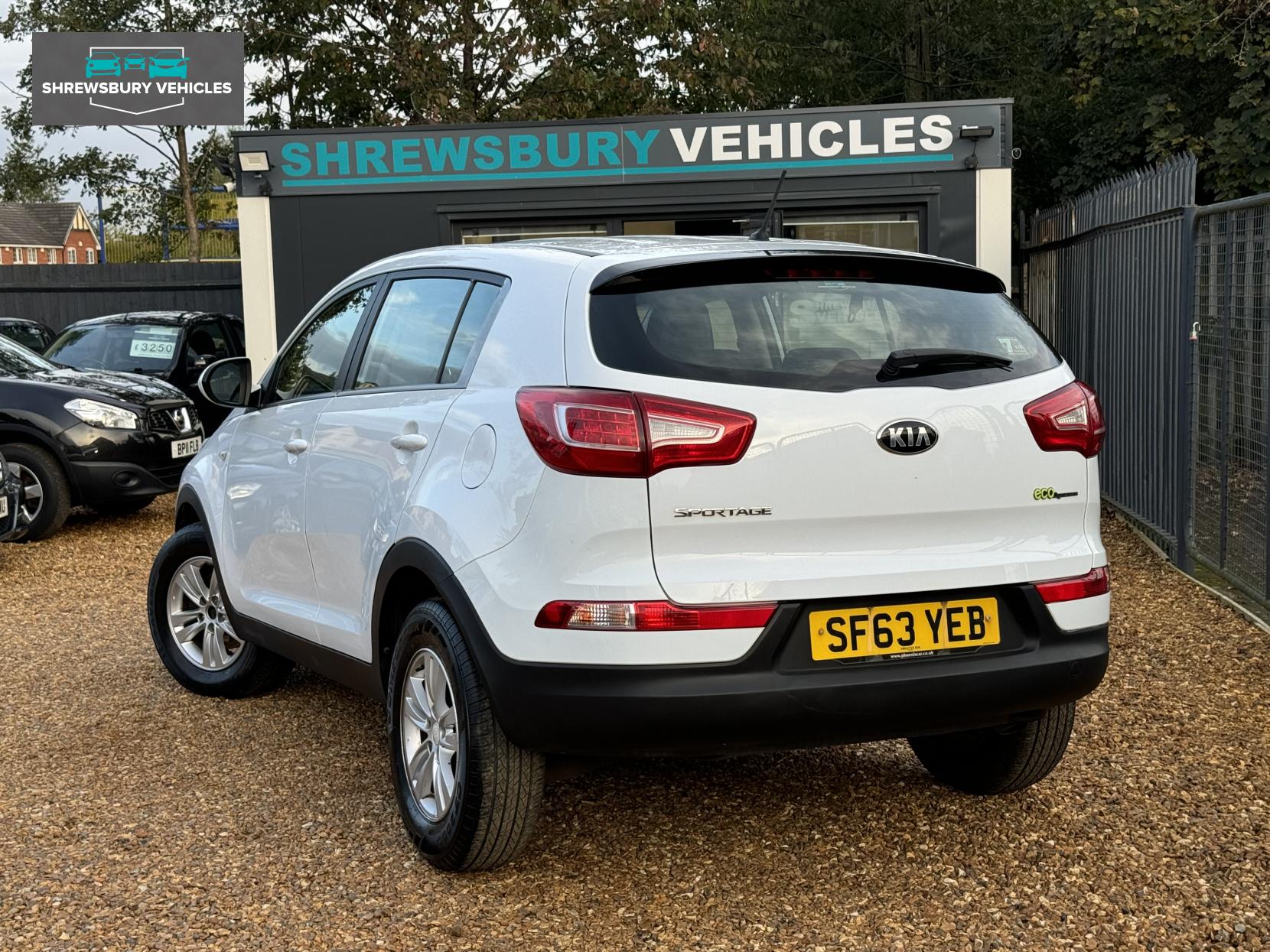 Kia Sportage 1.7 CRDi EcoDynamics 1 SUV 5dr Diesel Manual 2WD Euro 5 (s/s) (114 bhp)