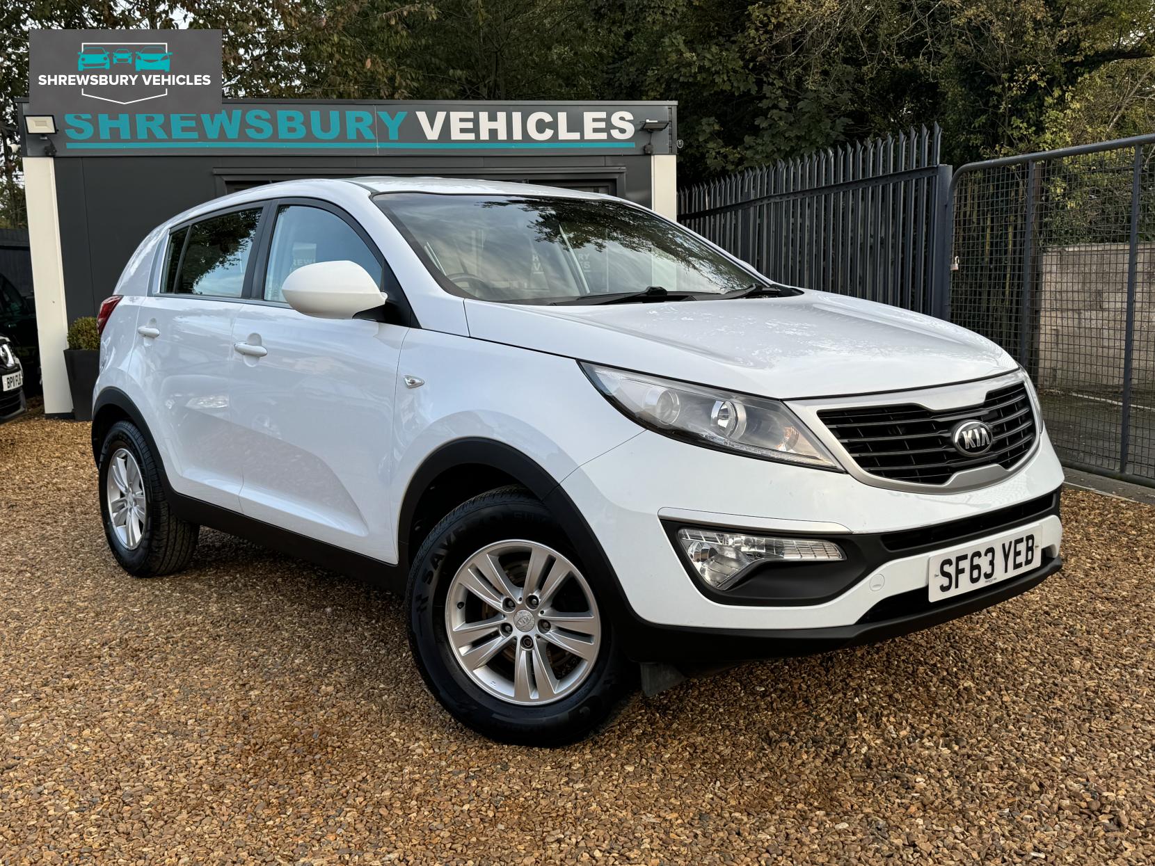 Kia Sportage 1.7 CRDi EcoDynamics 1 SUV 5dr Diesel Manual 2WD Euro 5 (s/s) (114 bhp)