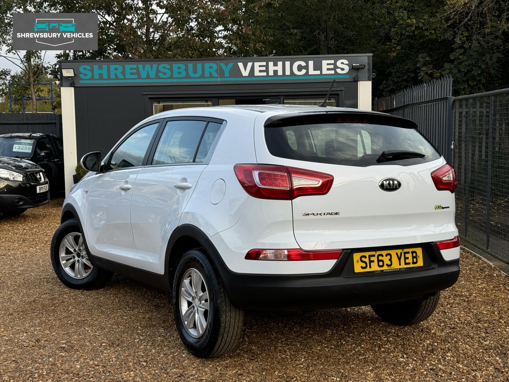 Kia Sportage 1.7 CRDi EcoDynamics 1 SUV 5dr Diesel Manual 2WD Euro 5 (s/s) (114 bhp)