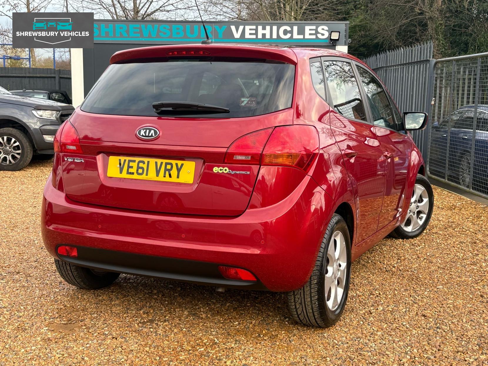 Kia Venga 1.6 EcoDynamics 3 MPV 5dr Petrol Manual Euro 5 (s/s) (123 bhp)