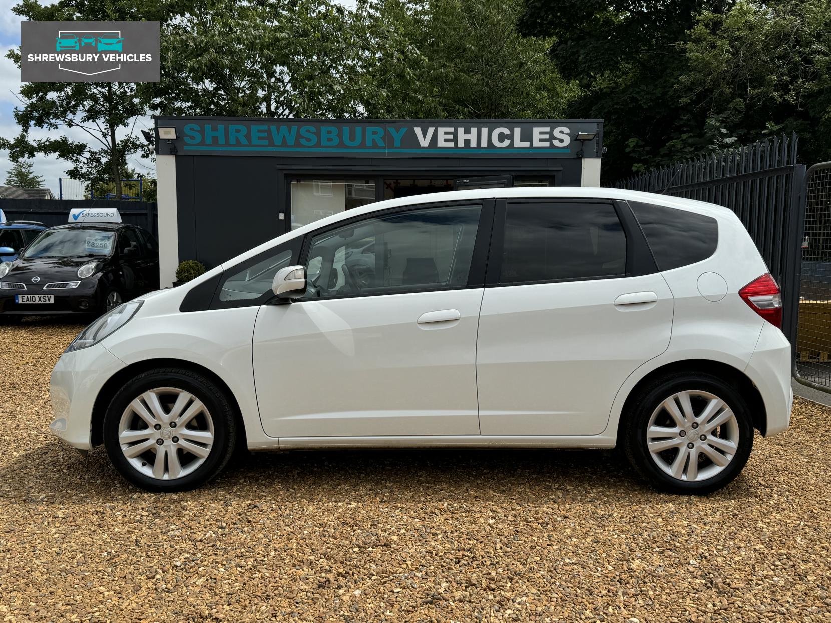 Honda Jazz 1.4 i-VTEC ES Plus Hatchback 5dr Petrol Manual Euro 5 (99 ps)