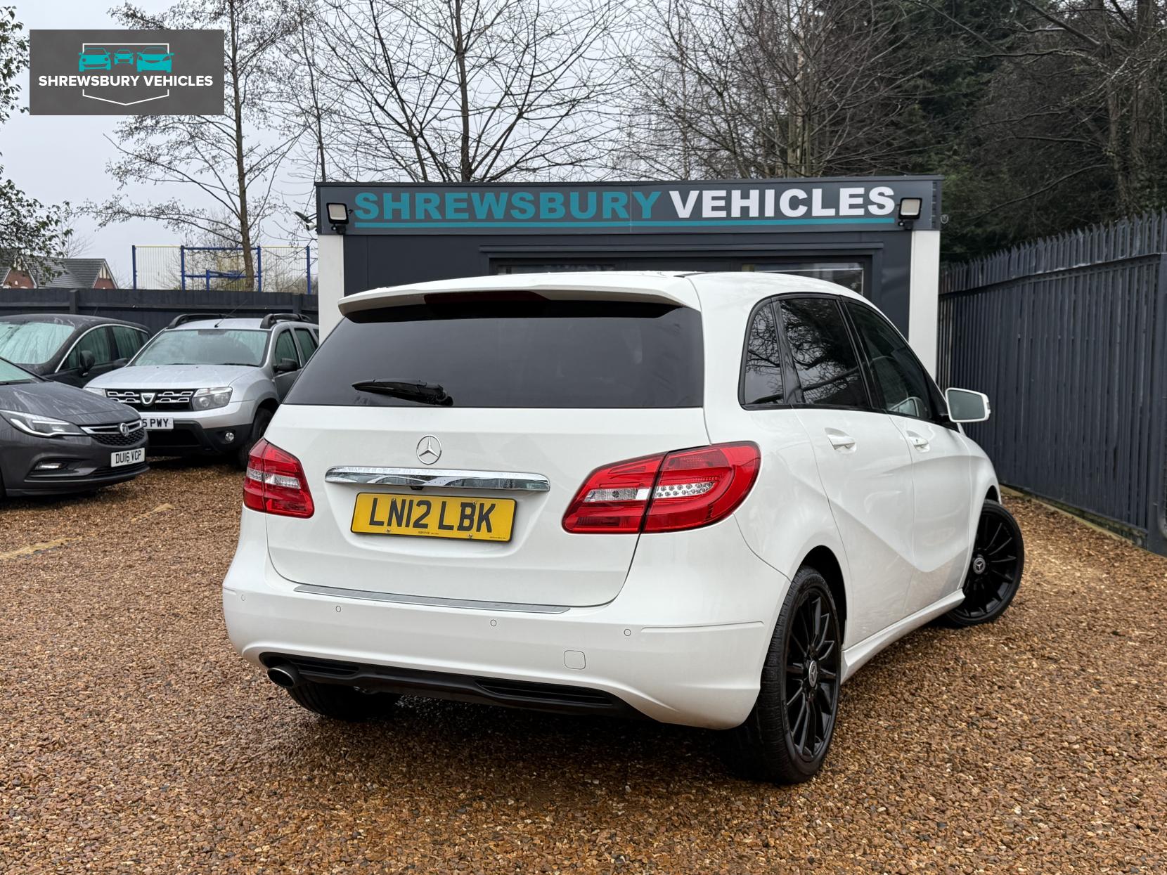 Mercedes-Benz B Class 1.6 B200 BlueEfficiency Sport MPV 5dr Petrol Manual Euro 5 (s/s) (156 ps)