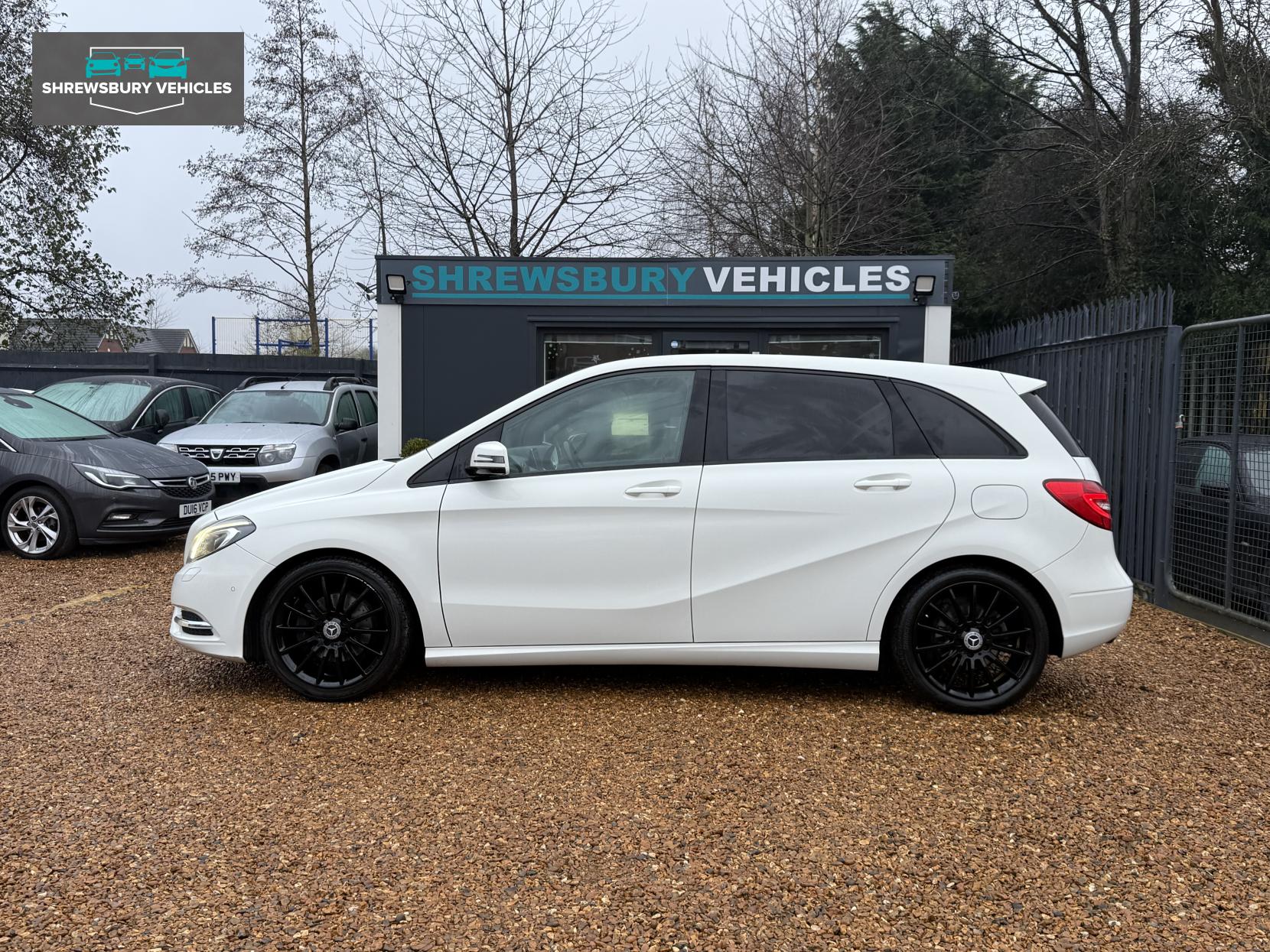 Mercedes-Benz B Class 1.6 B200 BlueEfficiency Sport MPV 5dr Petrol Manual Euro 5 (s/s) (156 ps)