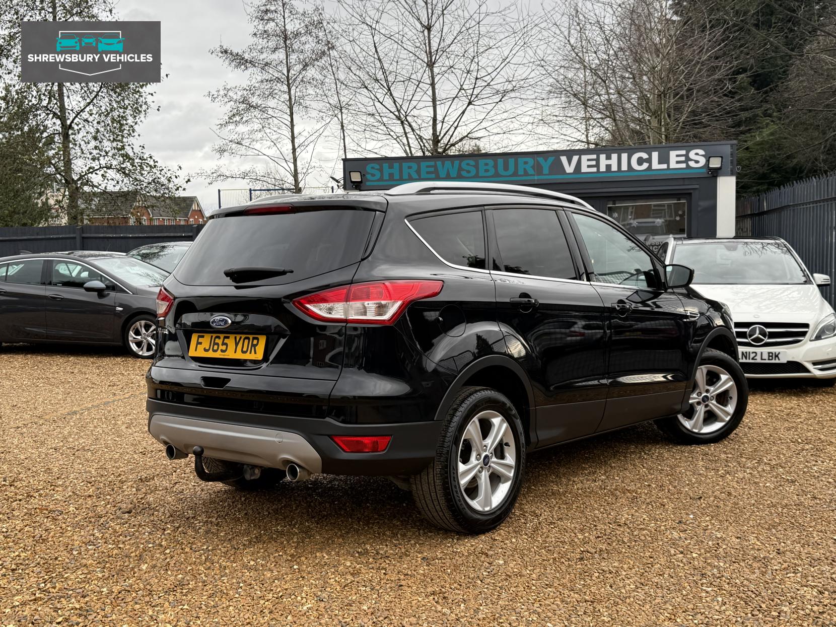 Ford Kuga 2.0 TDCi Zetec SUV 5dr Diesel Manual 2WD Euro 6 (s/s) (150 ps)