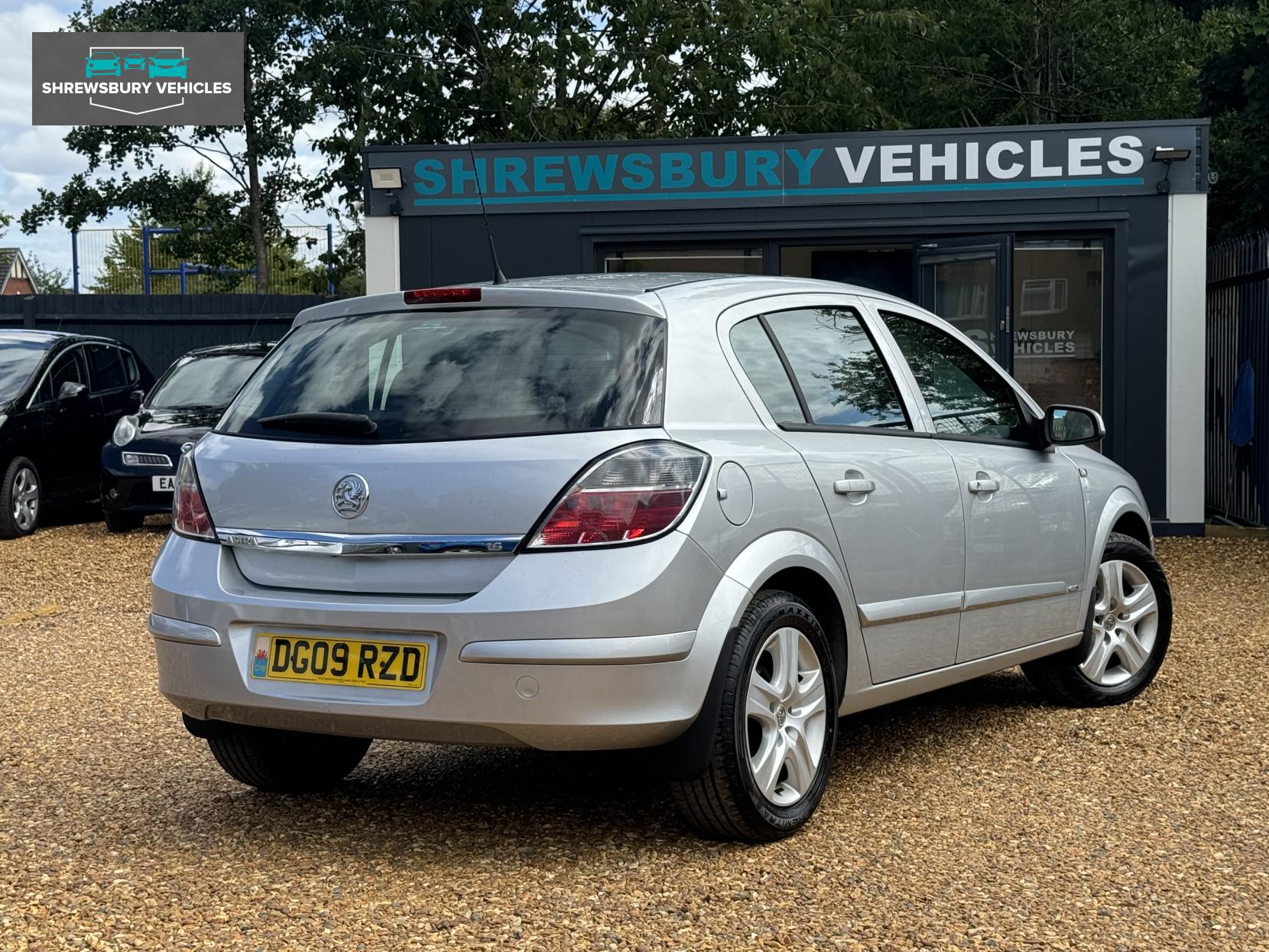 Vauxhall Astra 1.6i 16v Club Hatchback 5dr Petrol Manual (155 g/km, 113 bhp)