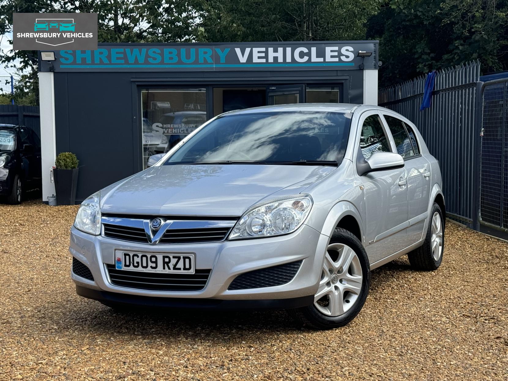 Vauxhall Astra 1.6i 16v Club Hatchback 5dr Petrol Manual (155 g/km, 113 bhp)