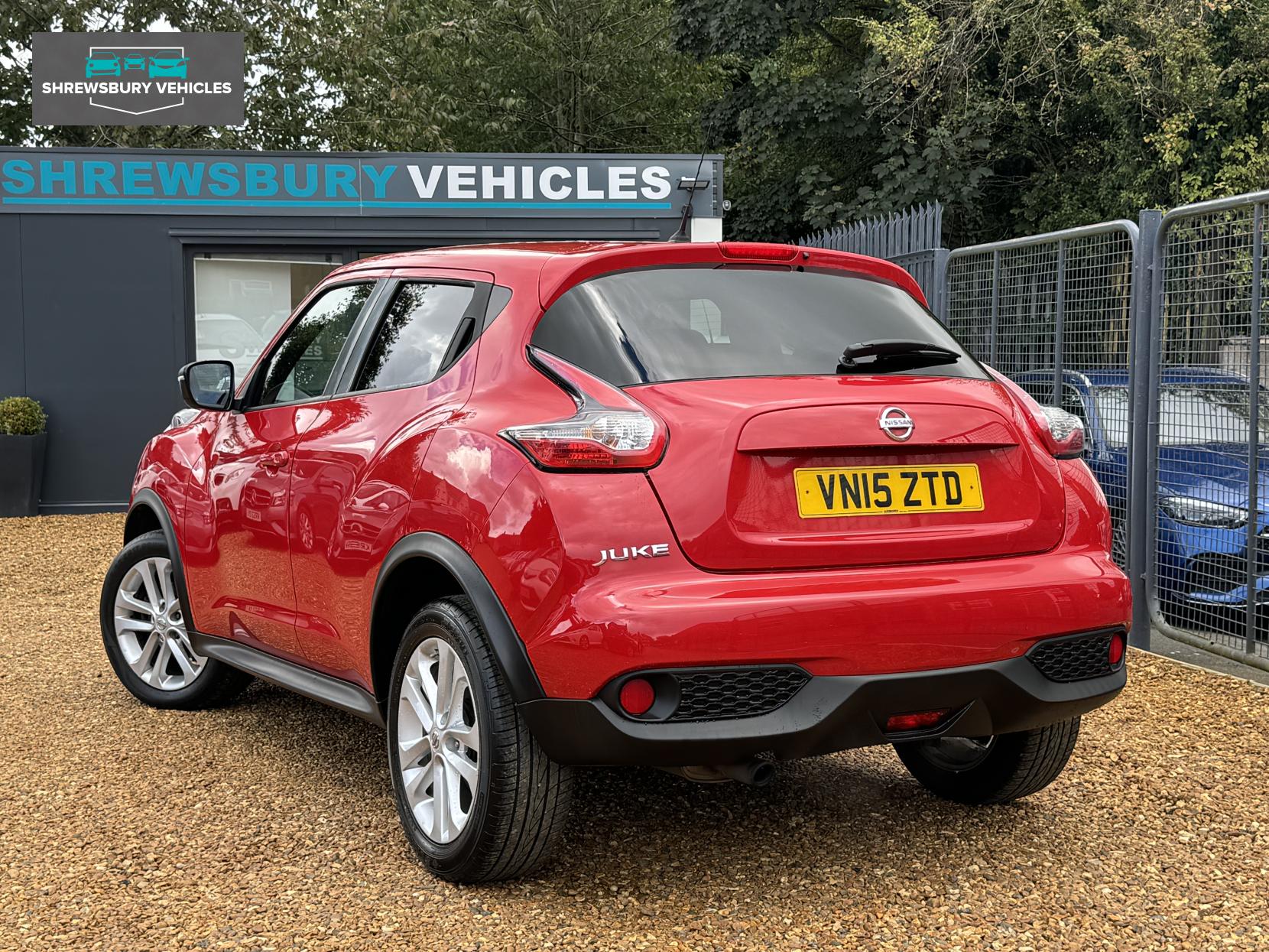 Nissan Juke 1.2 DIG-T Acenta Premium SUV 5dr Petrol Manual 6Spd Euro 5 (s/s) (115 ps)