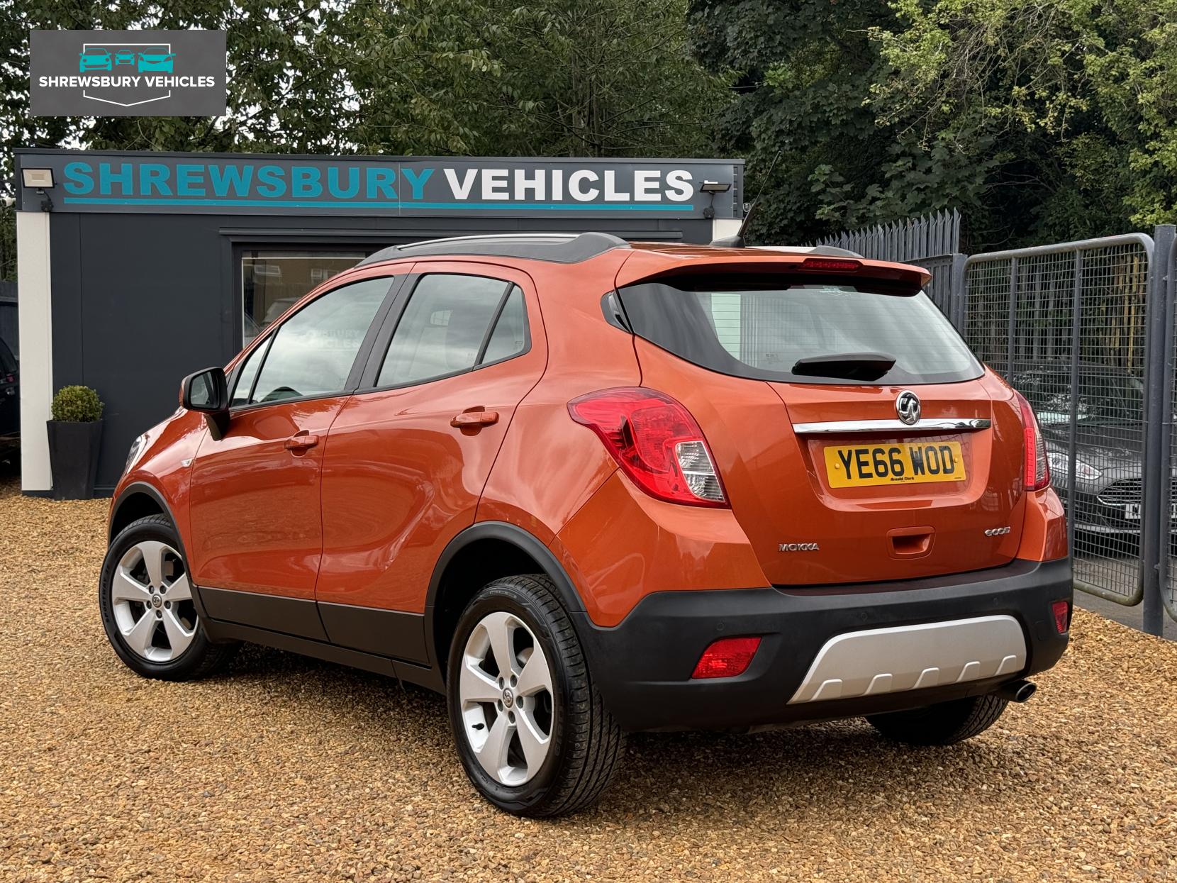 Vauxhall Mokka 1.6 CDTi ecoFLEX Tech Line SUV 5dr Diesel Manual 2WD Euro 6 (s/s) (136 ps)