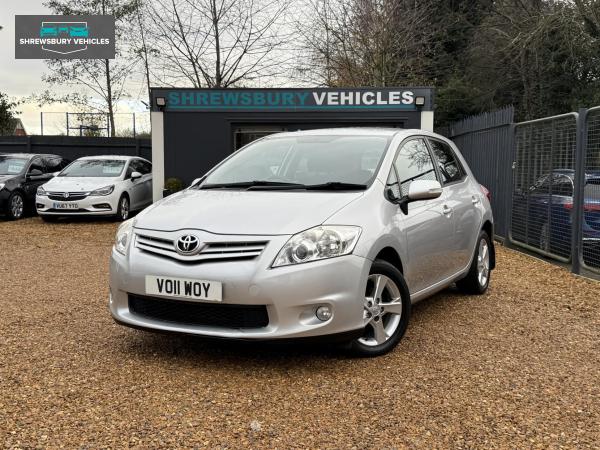 Toyota Auris 1.6 V-Matic TR Hatchback 5dr Petrol Manual Euro 5 (132 ps)