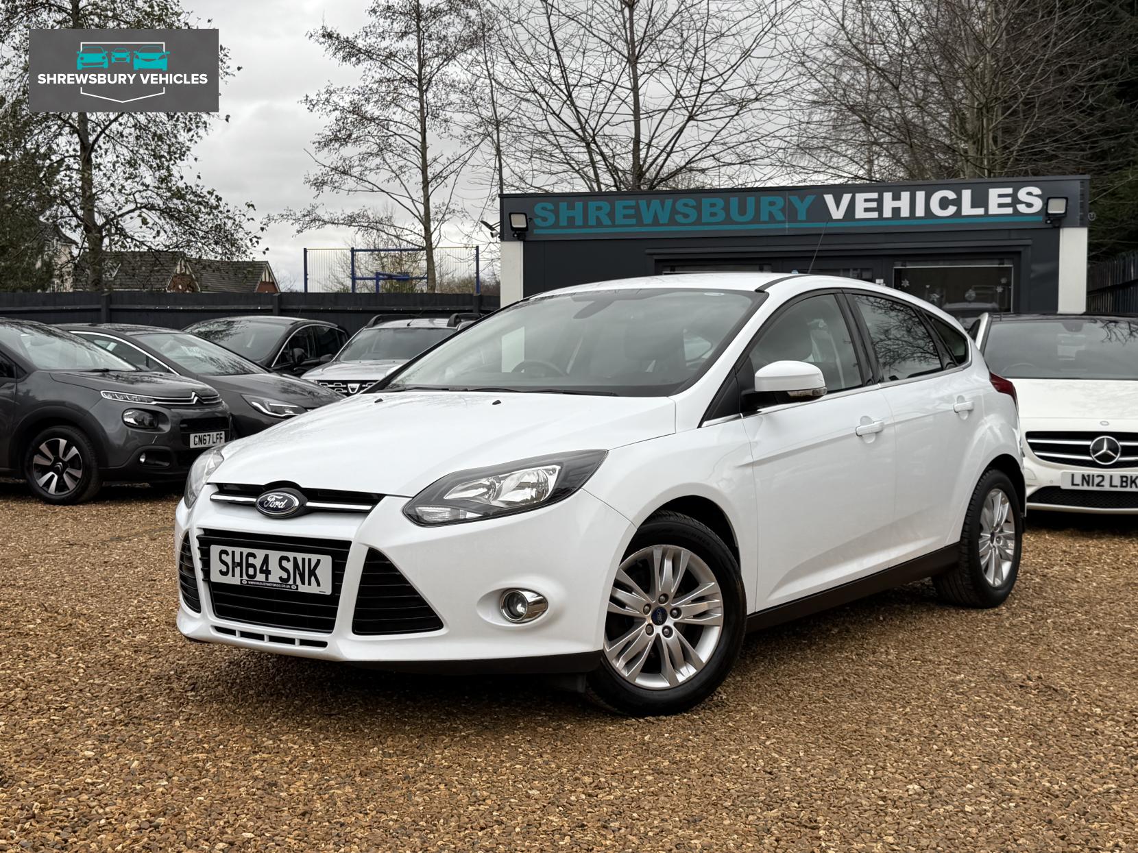 Ford Focus 1.6 TDCi Titanium Navigator Hatchback 5dr Diesel Manual Euro 5 (s/s) (115 ps)