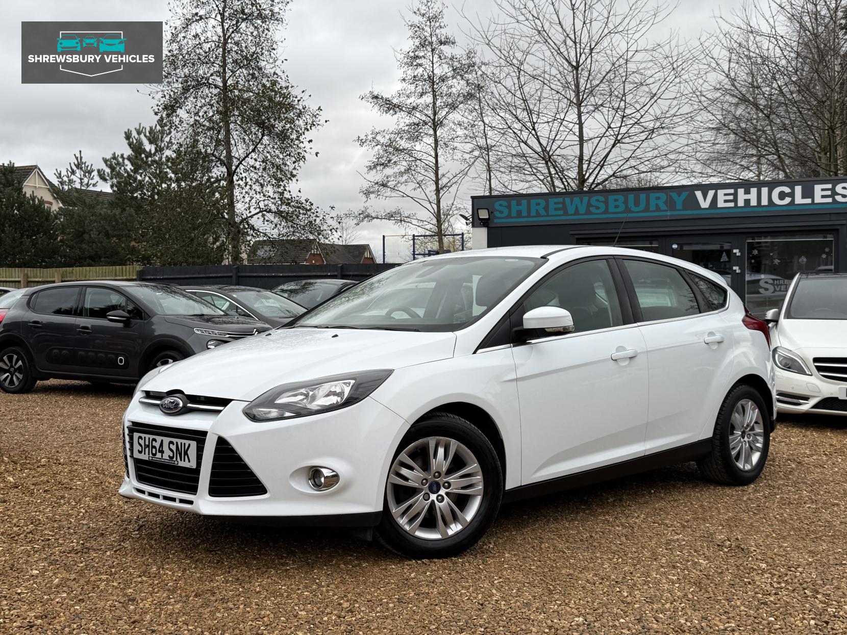 Ford Focus 1.6 TDCi Titanium Navigator Hatchback 5dr Diesel Manual Euro 5 (s/s) (115 ps)