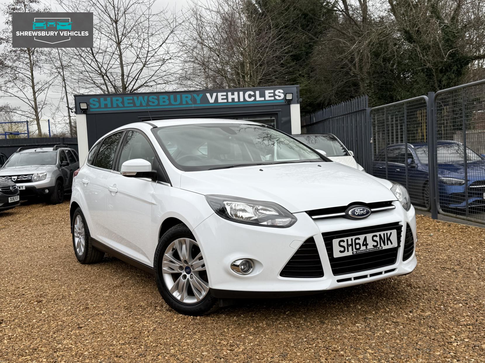 Ford Focus 1.6 TDCi Titanium Navigator Hatchback 5dr Diesel Manual Euro 5 (s/s) (115 ps)