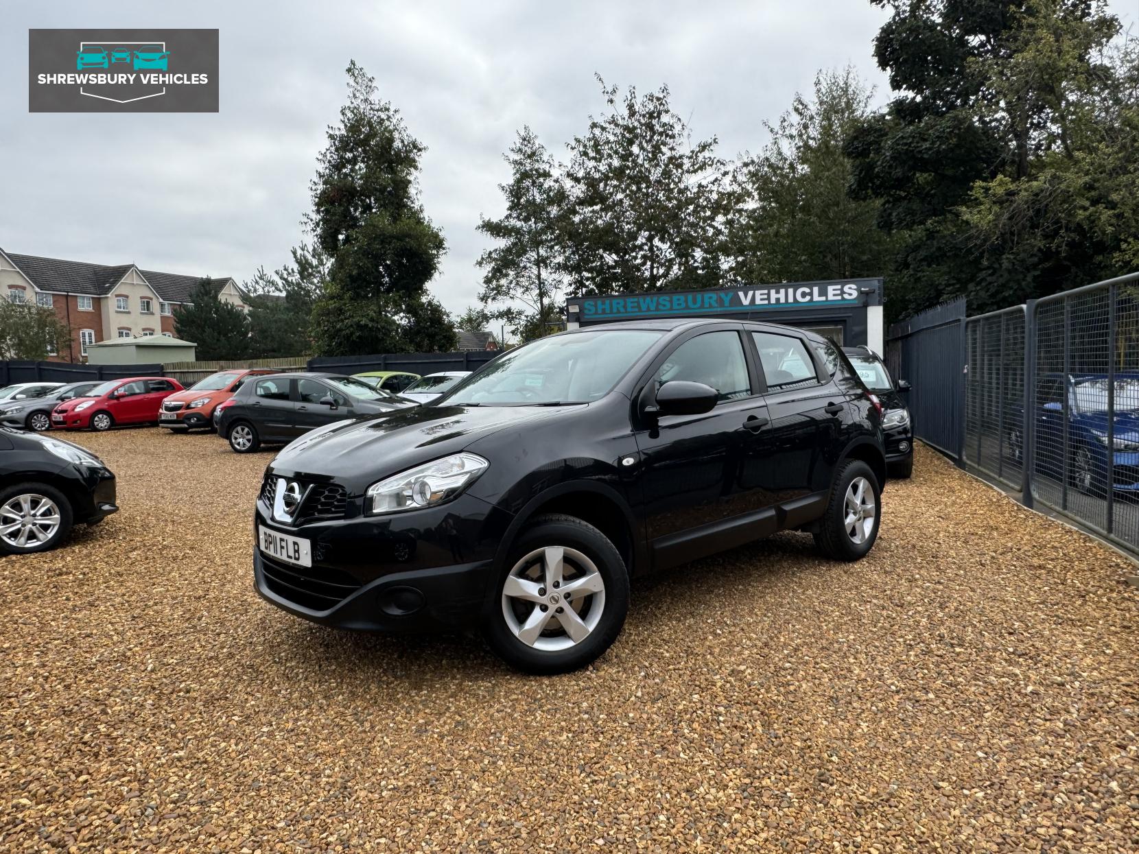 Nissan Qashqai 1.6 Visia SUV 5dr Petrol Manual 2WD Euro 5 (s/s) (117 ps)