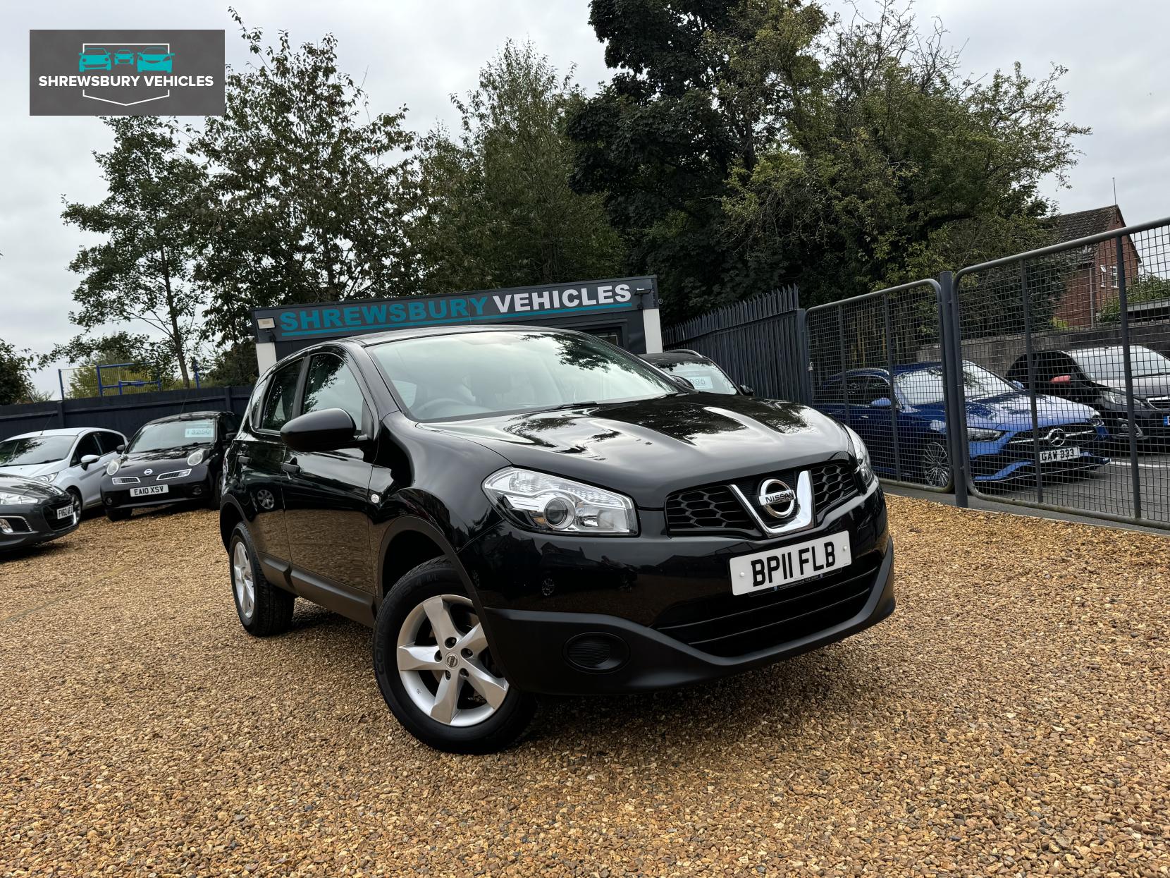 Nissan Qashqai 1.6 Visia SUV 5dr Petrol Manual 2WD Euro 5 (s/s) (117 ps)