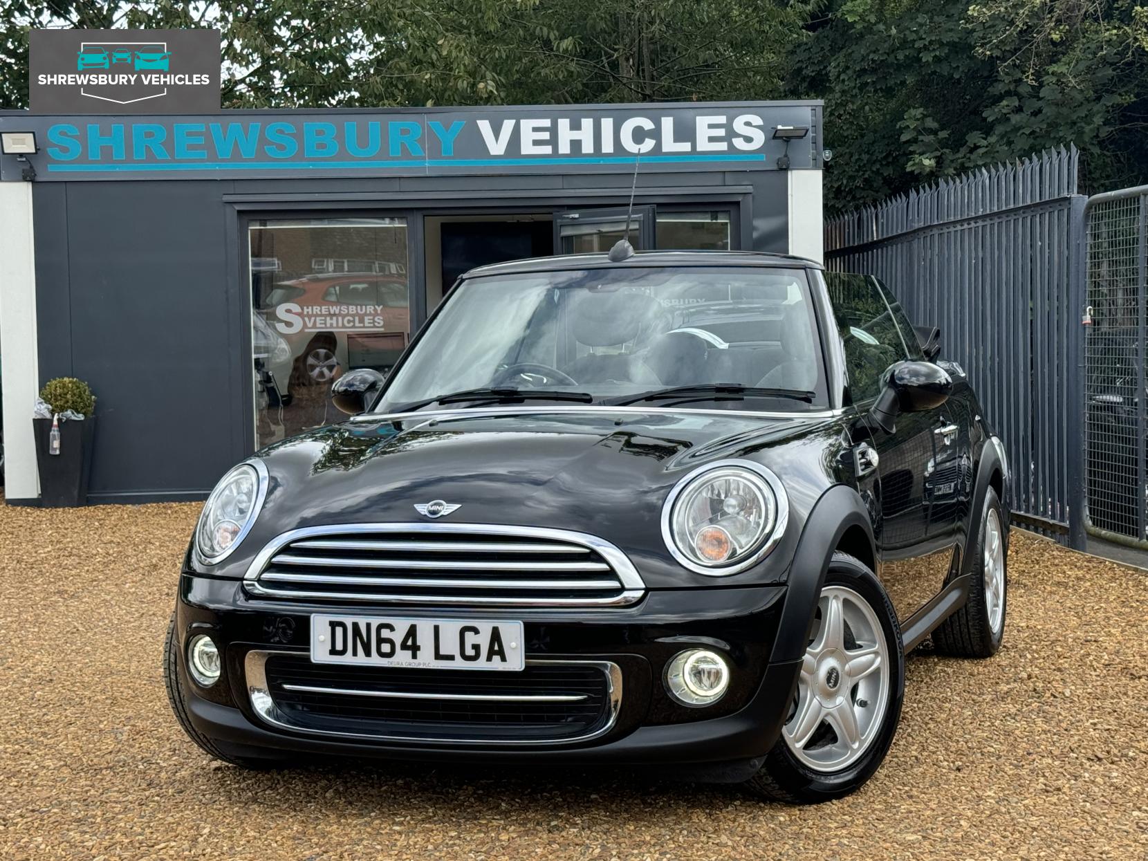 MINI Convertible 1.6 Cooper Convertible 2dr Petrol Manual Euro 6 (s/s) (122 ps)