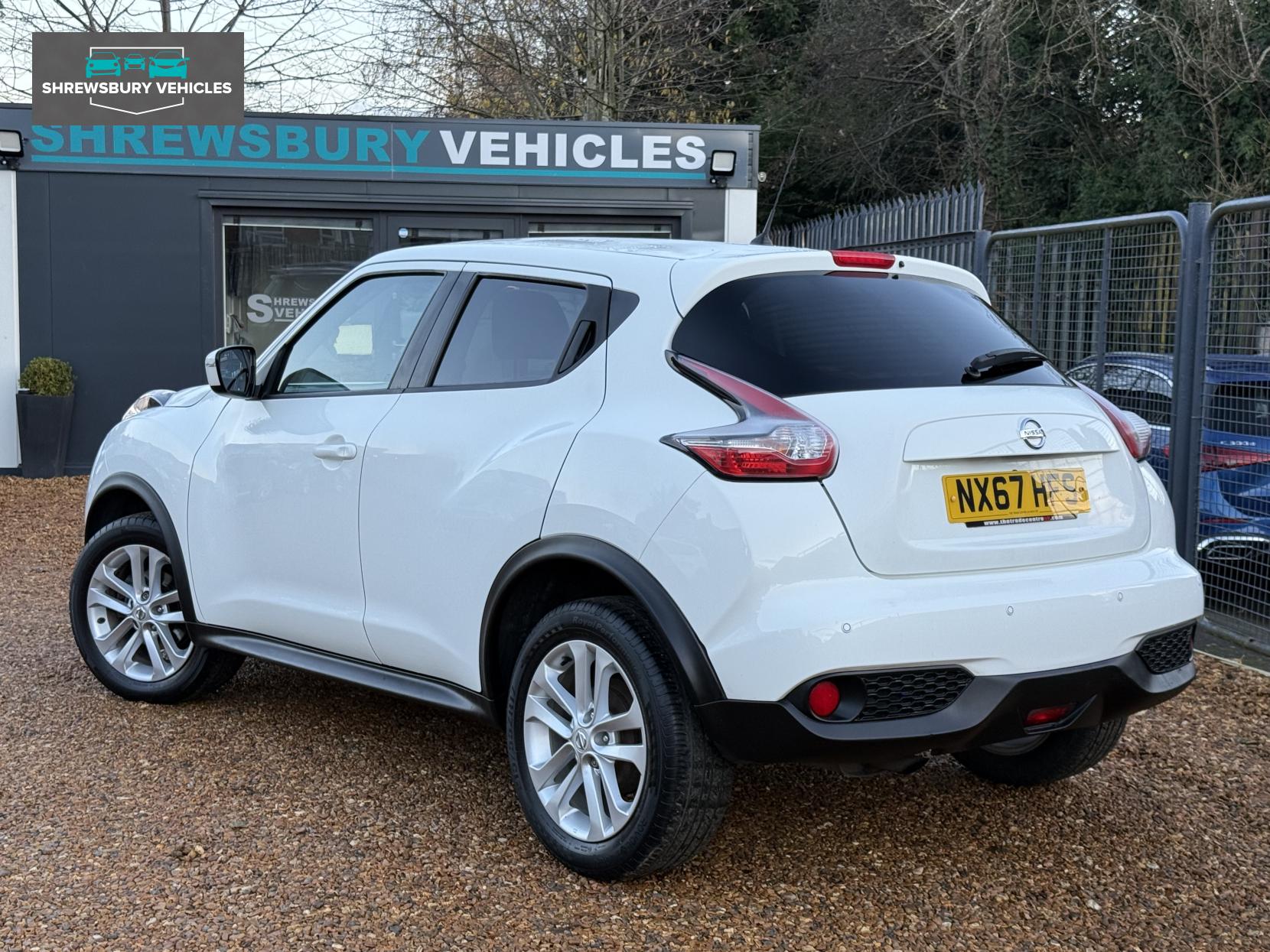 Nissan Juke 1.2 DIG-T Acenta SUV 5dr Petrol Manual Euro 6 (s/s) (115 ps)